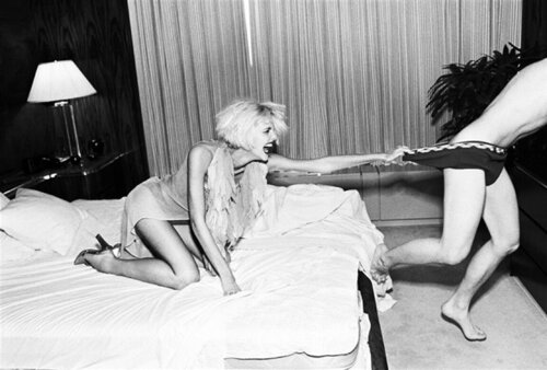 Again?, New York, 1997 van Ellen von Unwerth, Fotografie te koop op Singulart