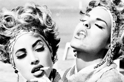 “Christy and Linda”, Cannes van Ellen von Unwerth, Fotografie te koop op Singulart