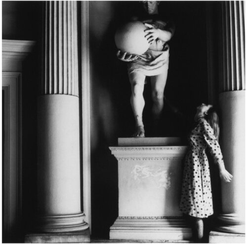 Untitled Rome by Francesca Woodman, 사진 for Sale on Singulart
