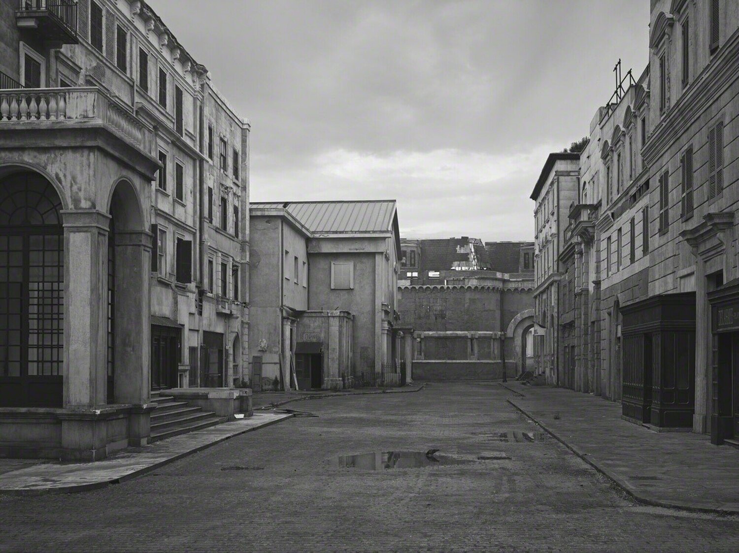 Untitled (23) Gregory Crewdson Fotografie te koop