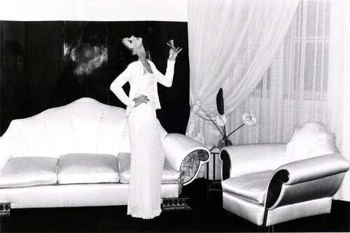Chez Karl Lagerfeld, Paris van Helmut Newton, Fotografie te koop op Singulart