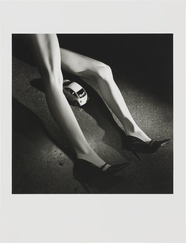 Beetle IX van Helmut Newton, Fotografie te koop op Singulart