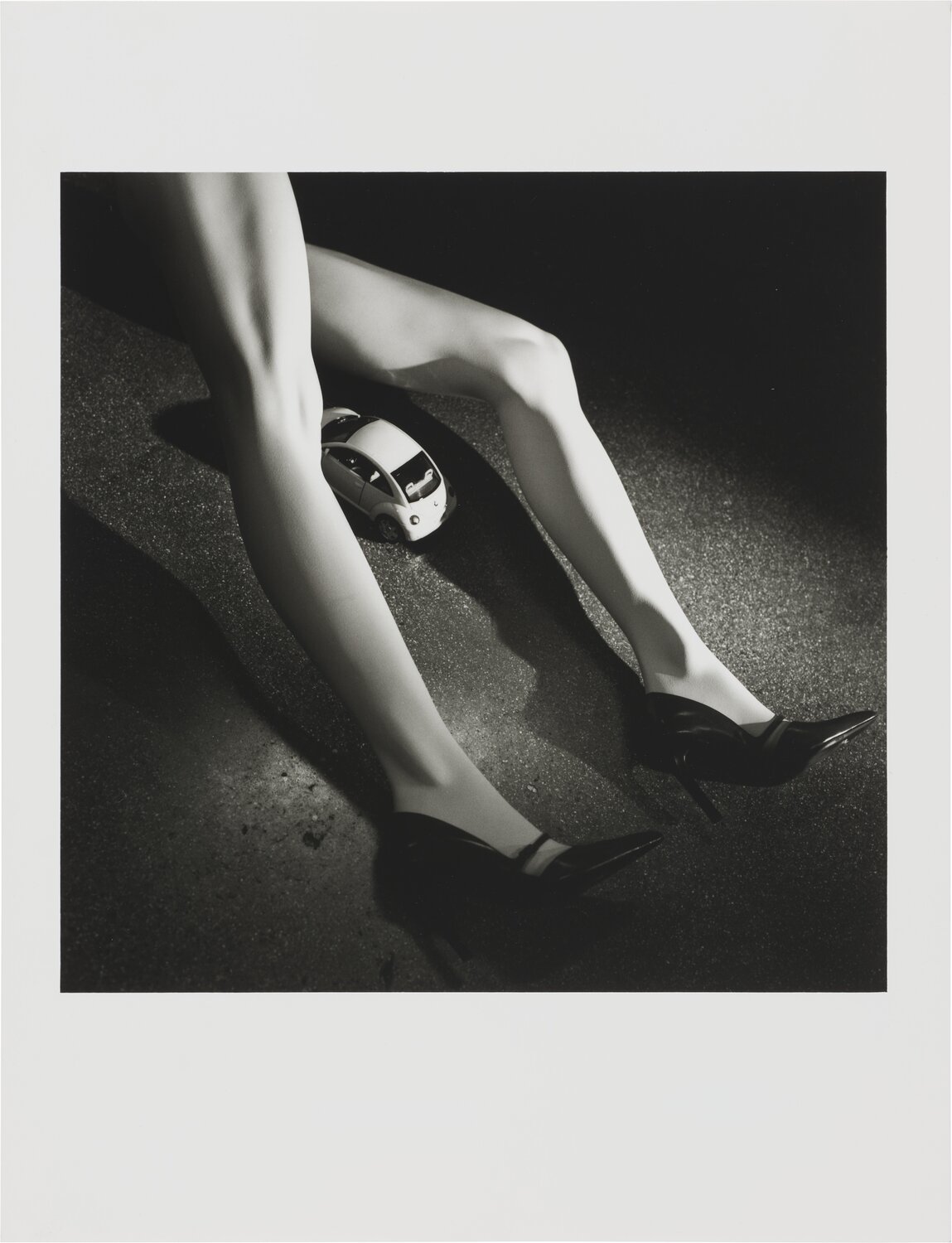 Beetle IX Helmut Newton Fotografie te koop