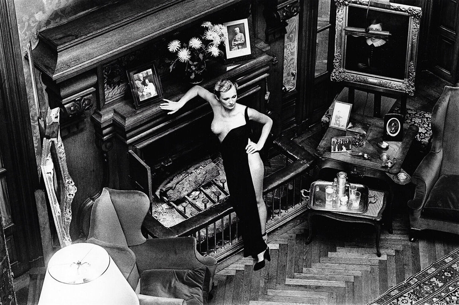 Roselyne In Arcangues, France Helmut Newton Fotografie zu verkaufen