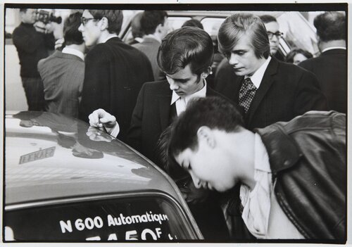 Untitled di Henri Cartier-Bresson, Fotografia in vendita su Singulart