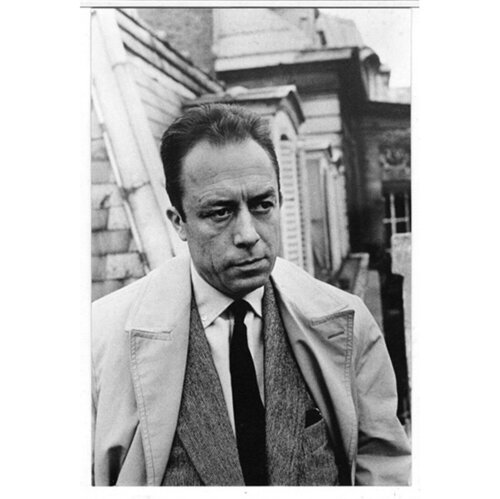 Albert Camus à la N.R.F par Henri Cartier-Bresson, Photographie en vente sur Singulart