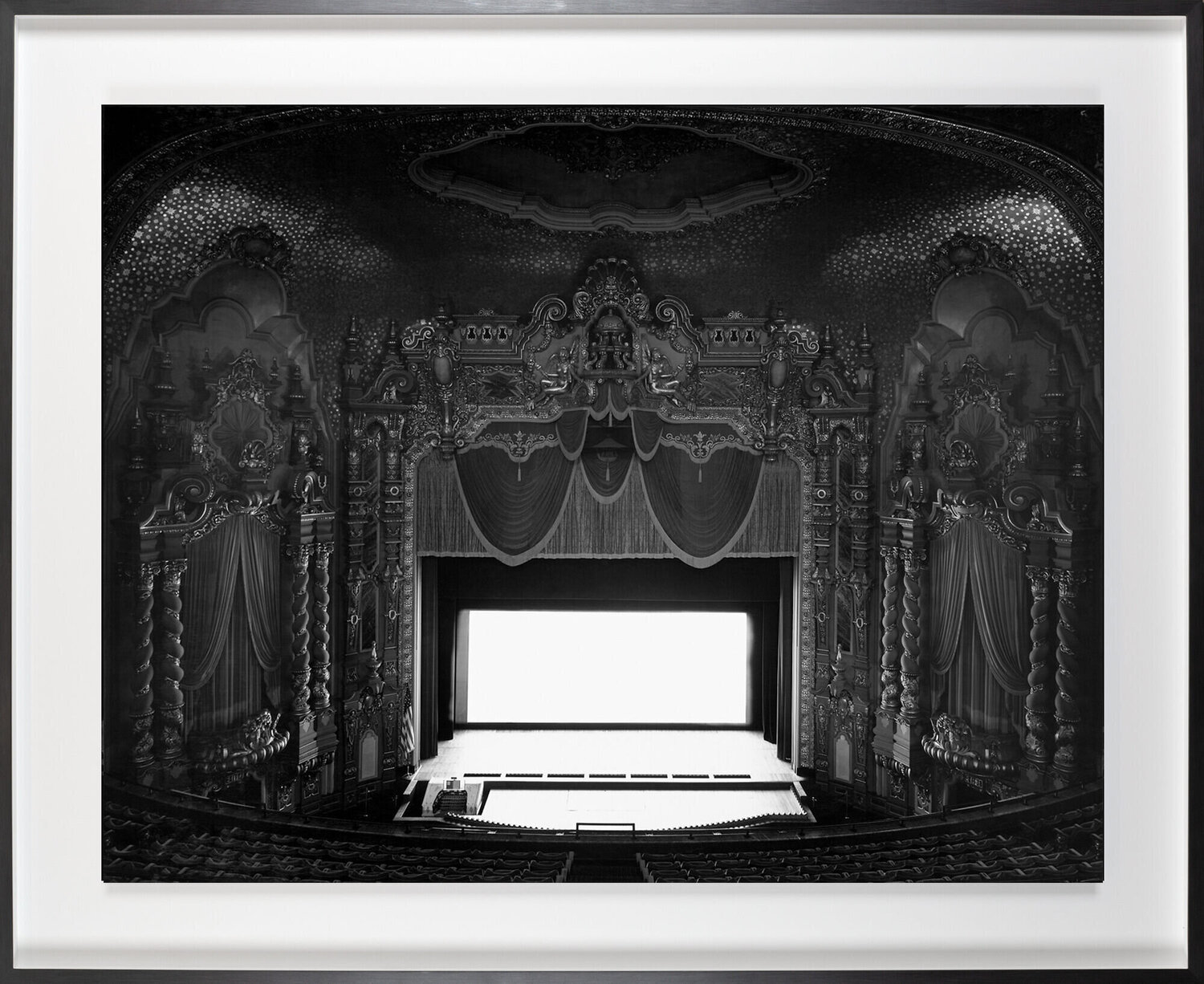 Ohio Theater, Ohio Hiroshi Sugimoto
