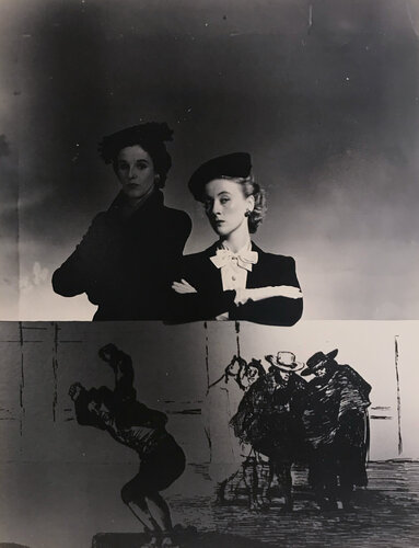 Goya Fashion: Mrs. Stanley Mortimer, Jr. and Mrs. Desmond Fitzgerald in Balenciaga hats, 1940 di Horst P. Horst, Fotografia in vendita su Singulart