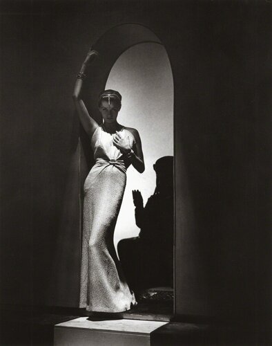Lucien Lelong, Bijoux Boucheron van Horst P. Horst, Fotografie te koop op Singulart