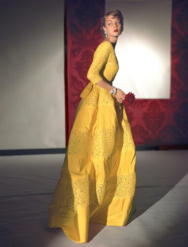 Dress by Henri Bendel, Jewelry by Harry Winston, 1948 van Horst P. Horst, Fotografie te koop op Singulart