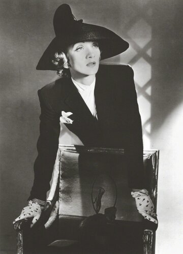 Marlene Dietrich van Horst P. Horst, Fotografie te koop op Singulart
