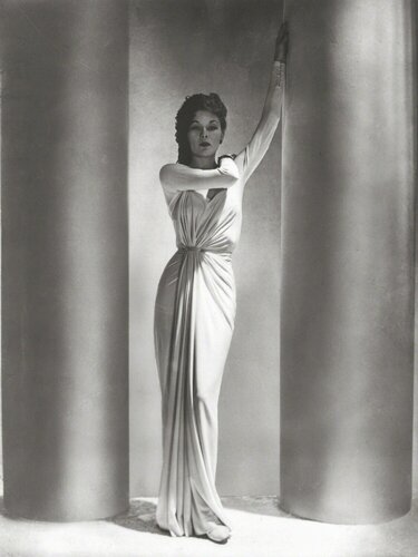 Alix Dress / LUD van Horst P. Horst, Fotografie te koop op Singulart