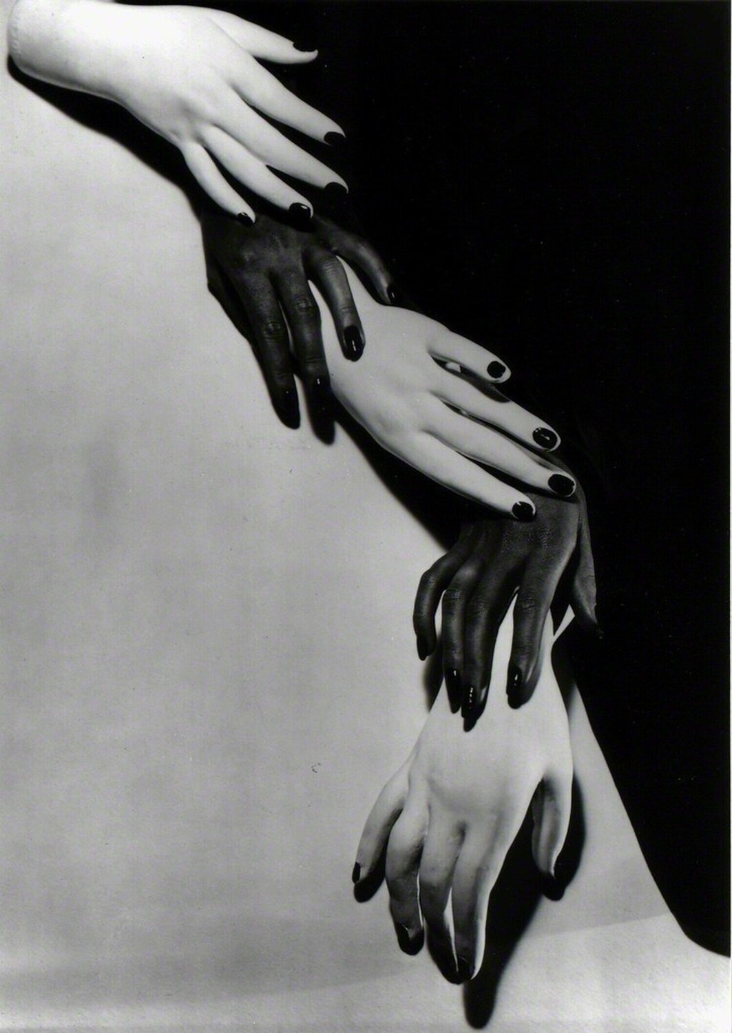 Hands, Hands Horst P. Horst Fotografie te koop