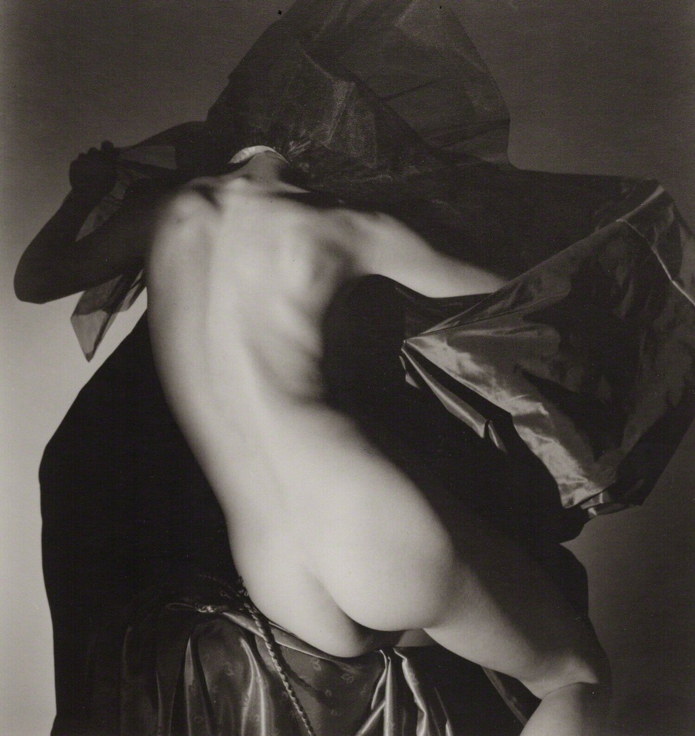 American Nude I Horst P. Horst Fotografia in vendita