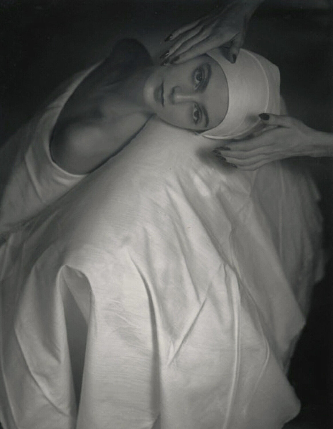 Carmen Face Massage Horst P. Horst Fotografia in vendita