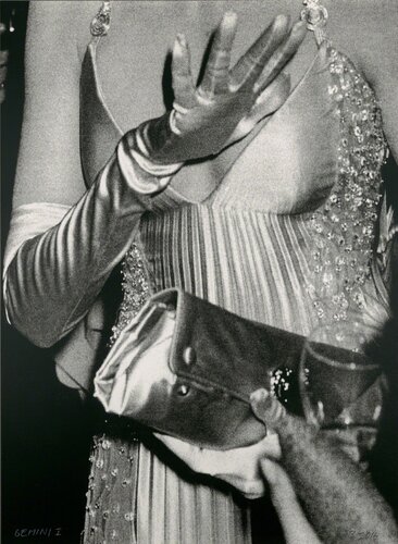 Hands & Feet: Hands & Purse van John Baldessari, Afdruk te koop op Singulart