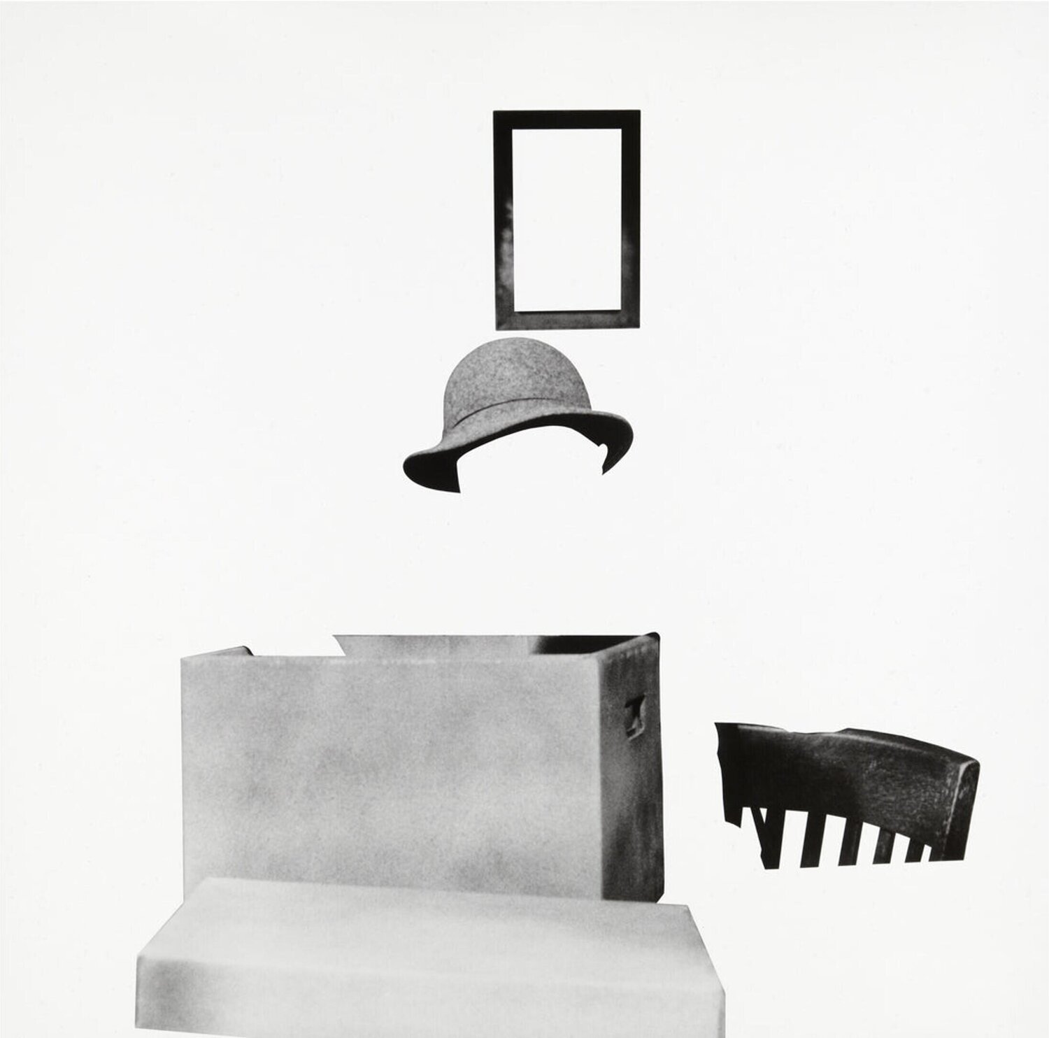 Box, Hat, Frame and Chair John Baldessari Stampa in vendita
