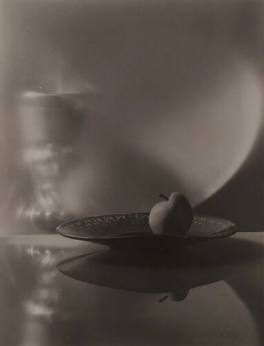 Untitled (pear on crooked plate) by Josef Sudek, 사진 for Sale on Singulart