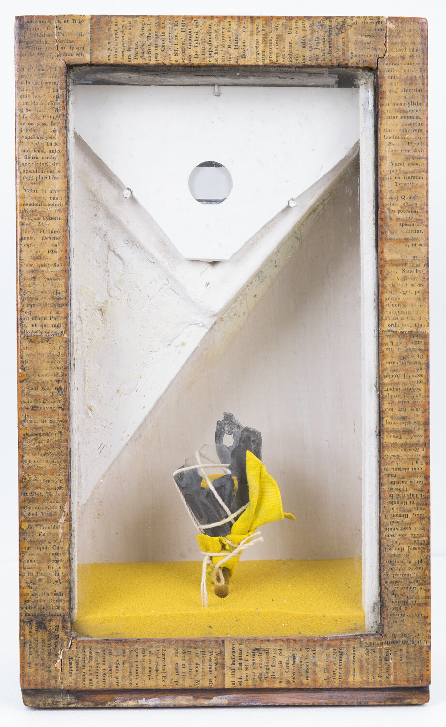 Untitled (Yellow Sand Fountain) Joseph Cornell Altri media in vendita