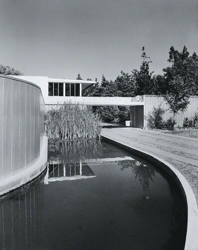 Richard Neutra, Von Sternberg House, Northridge, California, Signed Silver Gelatin print de Julius Shulman, Fotografía a la venta en Singulart