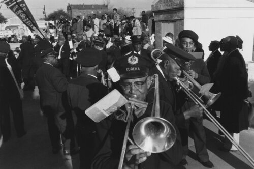 Eureka Brass Band van Lee Friedlander, Fotografie te koop op Singulart
