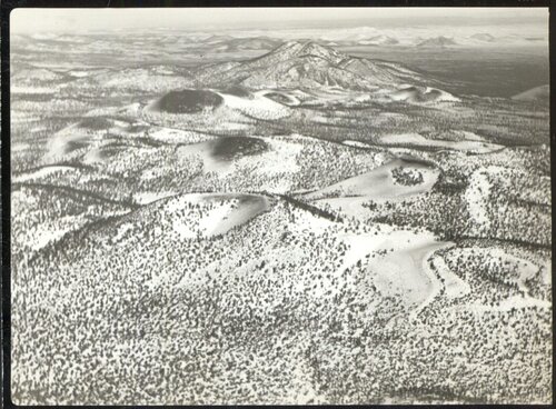 Untitled Aerial Landscape par Margaret Bourke-White, Photographie en vente sur Singulart
