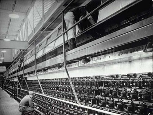 Spinning Machines at the Industrial Rayon Corp Factory van Margaret Bourke-White, Fotografie te koop op Singulart