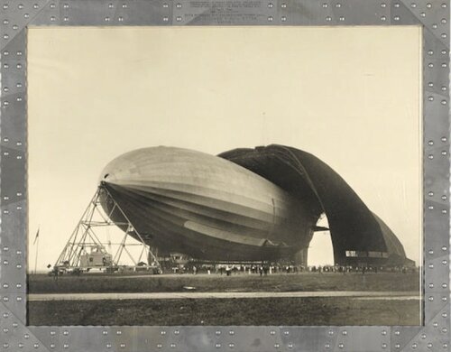 United States Airship Akron van Margaret Bourke-White, Fotografie te koop op Singulart