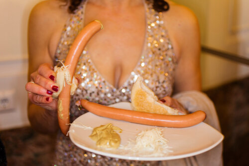 Ball in Vienna (Ball der Wiener Kaffeesieder) van Martin Parr, Fotografie te koop op Singulart