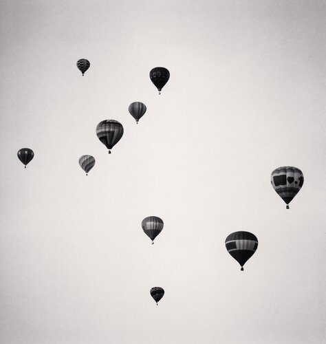 Ten Balloons, Albuquerque, New Mexico, USA van Michael Kenna, Fotografie te koop op Singulart