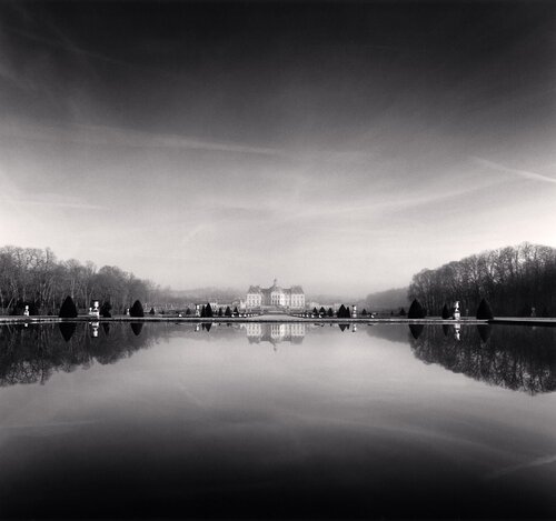 Reflection, Study 2, Vaux le Vicomte, France. van Michael Kenna, Fotografie te koop op Singulart