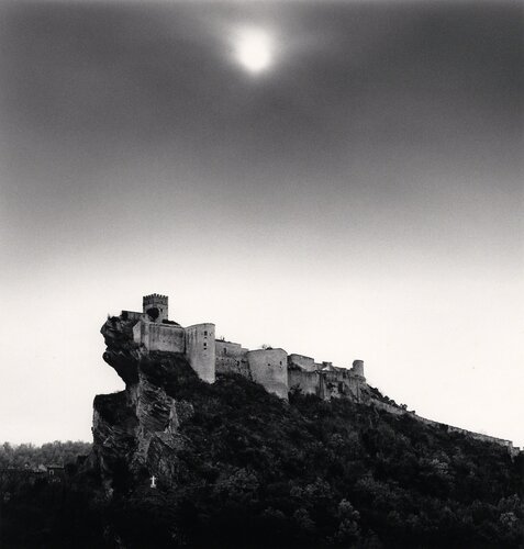 Midday Sun, Roccascalegna Castle, Abruzzo, Italy van Michael Kenna, Fotografie te koop op Singulart