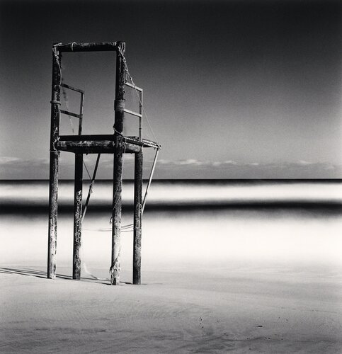 Watchtower, Study 49, Bongsudae Beach, Gangwon-do di Michael Kenna, Fotografia in vendita su Singulart