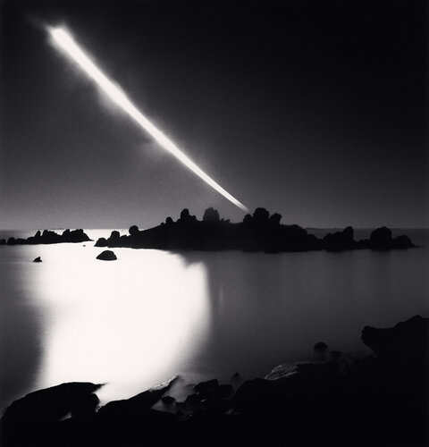 Full Moonset, Chausey Islands di Michael Kenna, Fotografia in vendita su Singulart
