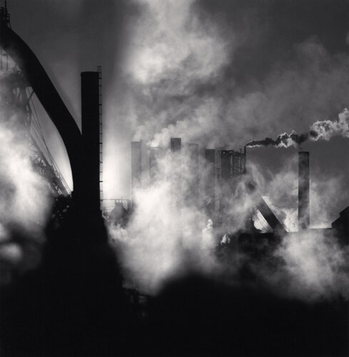 The Rouge, Study 100, Dearborn, Michigan, USA. di Michael Kenna, Fotografia in vendita su Singulart