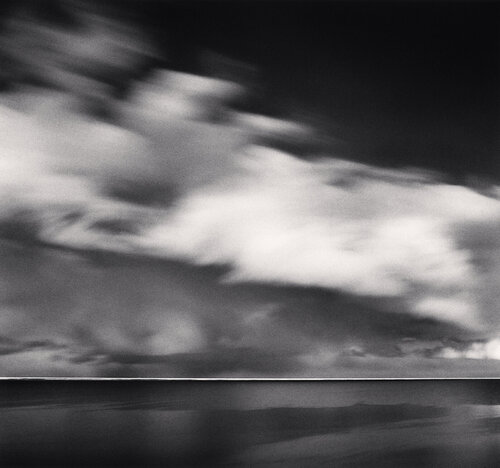 Approaching Ice Floe, Okhosk Sea, Hokkaido, Japan di Michael Kenna, Fotografia in vendita su Singulart
