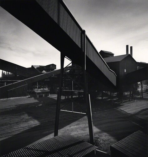 The Rouge, Study #85, Dearborn, Michigan, USA. van Michael Kenna, Fotografie te koop op Singulart
