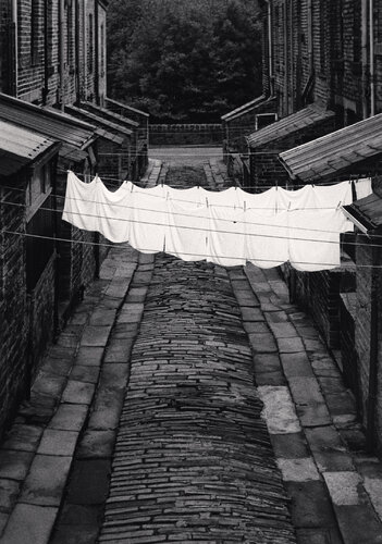 Washing Day, Colne, Lancashire, England van Michael Kenna, Fotografie te koop op Singulart