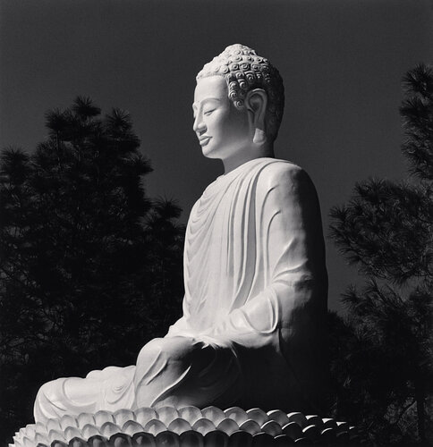 White Buddha, Phuac Hoa Pagoda, Hue, Vietnam van Michael Kenna, Fotografie te koop op Singulart