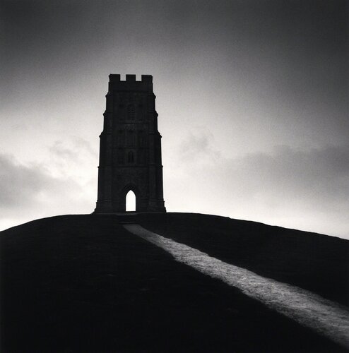Glastonbury Tor, Study 3, Somerset, England di Michael Kenna, Fotografia in vendita su Singulart