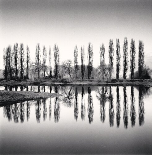 Ortucchio Lake Reflection, Fucino, Abruzzo, Italy di Michael Kenna, Fotografia in vendita su Singulart
