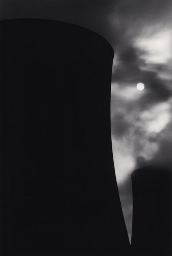 Ratcliffe Power Station, Study 16, Nottinghamshire, England, 1997 van Michael Kenna, Fotografie te koop op Singulart