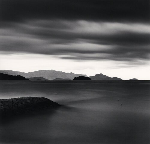 Dark Waters, Tsuda, Shikoku, Japan van Michael Kenna, Fotografie te koop op Singulart