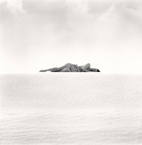 Mina, Study 4 di Michael Kenna, Fotografia in vendita su Singulart