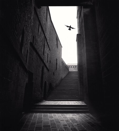 Invitation To Prayer, Mont St. Michel, Normandy, France di Michael Kenna, Fotografia in vendita su Singulart