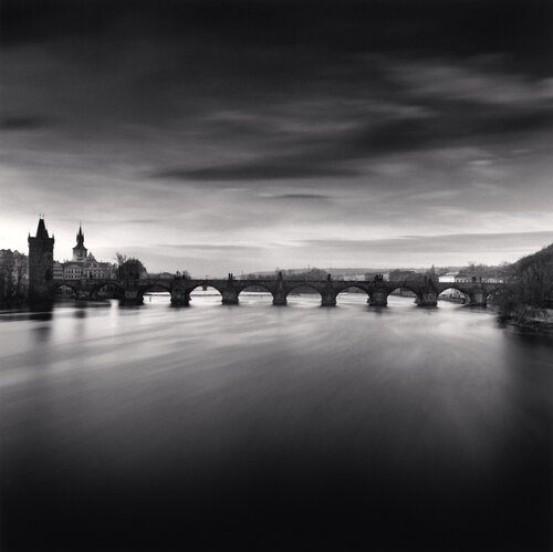 Charles Bridge, Study 6, Prague, Czechoslaovakia. di Michael Kenna, Fotografia in vendita su Singulart