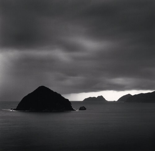 End of the Day, Sekumi, Honshu, Japan di Michael Kenna, Fotografia in vendita su Singulart