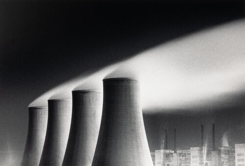 Chapel Cross Power Station, Study 1, Scotland di Michael Kenna, Fotografia in vendita su Singulart