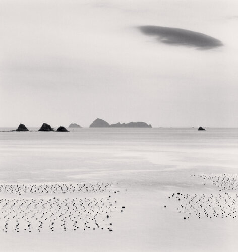 Cloud over Uchiumi Sea, Ainan, Shikoku, Japan di Michael Kenna, Fotografia in vendita su Singulart