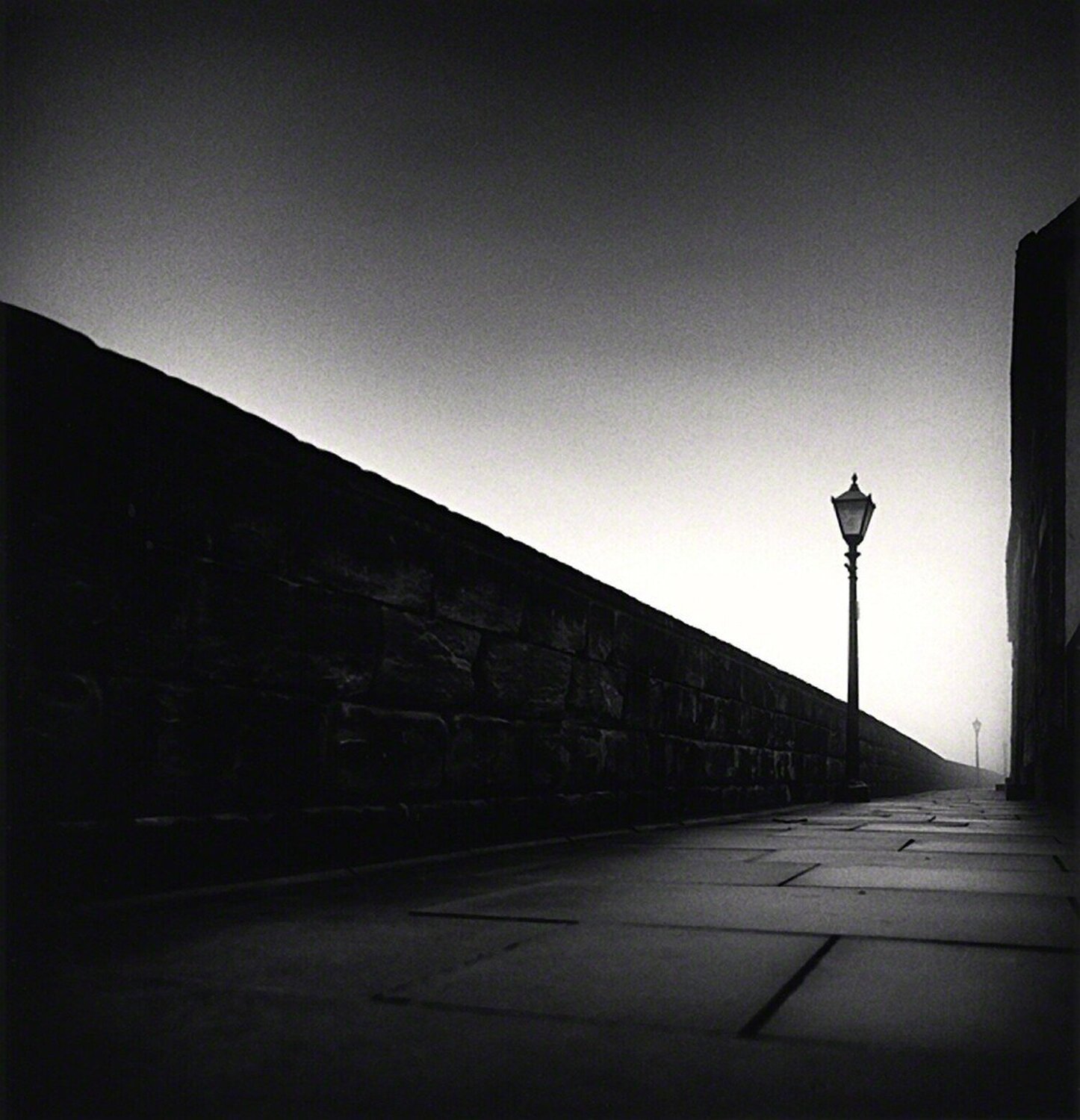 Long Wall, Berwick-on Tweed, Northumberland, England Michael Kenna Fotografie zu verkaufen